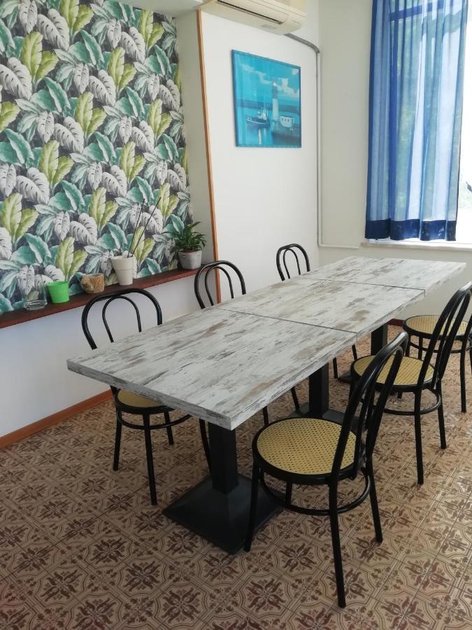 Hotel Goldene Rose Rimini Eksteriør billede
