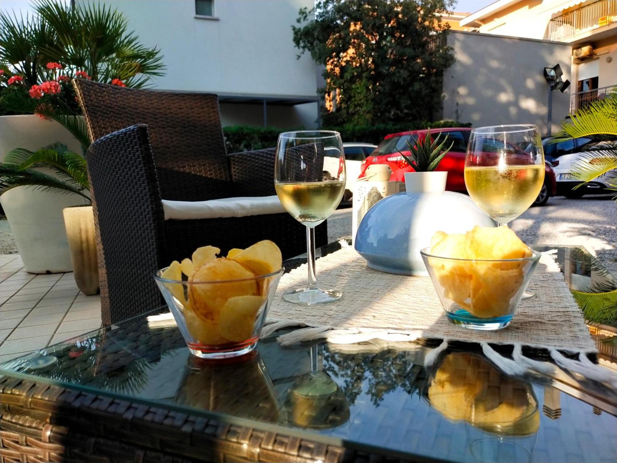 Hotel Goldene Rose Rimini Eksteriør billede