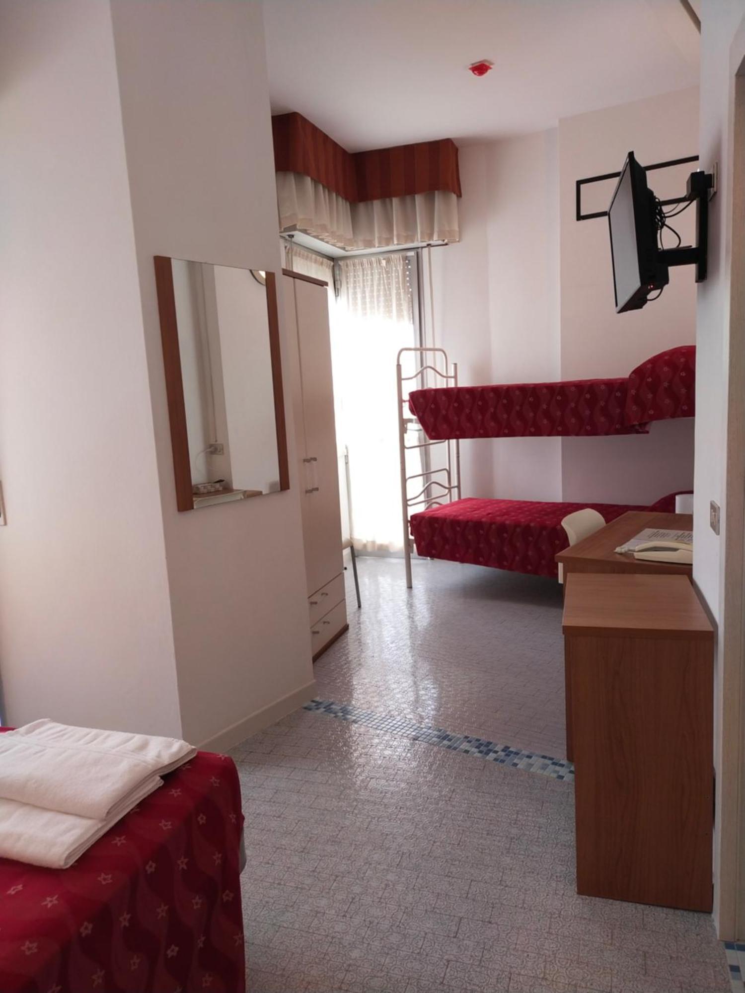 Hotel Goldene Rose Rimini Eksteriør billede