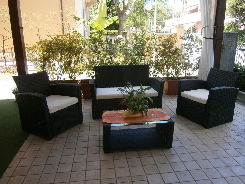 Hotel Goldene Rose Rimini Eksteriør billede